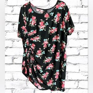 Like New! Kristen Nicole Tie Side Women’s Black & Pink Floral Top Size 2X